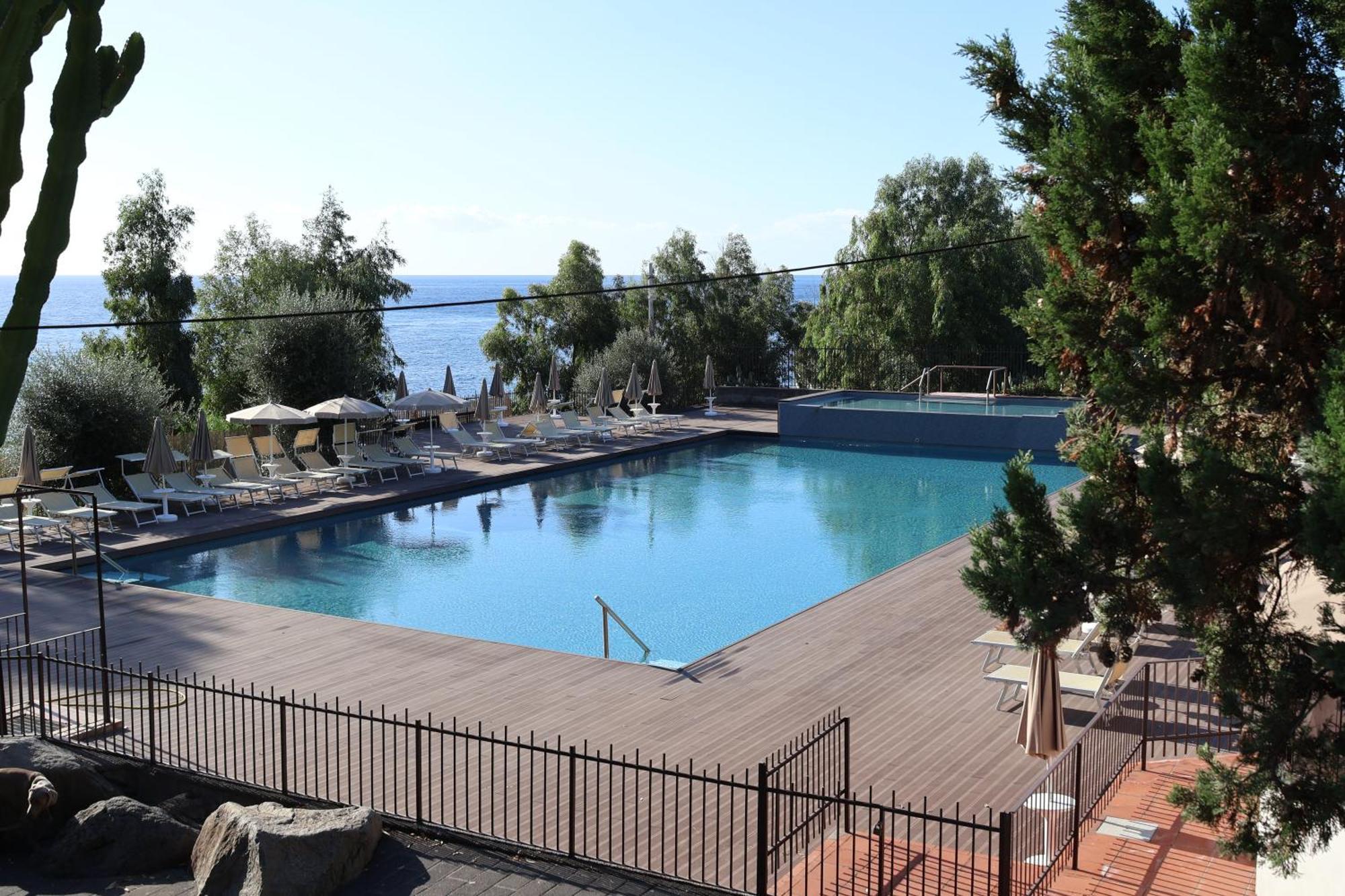 Il Pampaleone Glamping And Resort Acireale Zewnętrze zdjęcie
